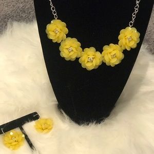 Mixit brand yellow necklace and earrings set